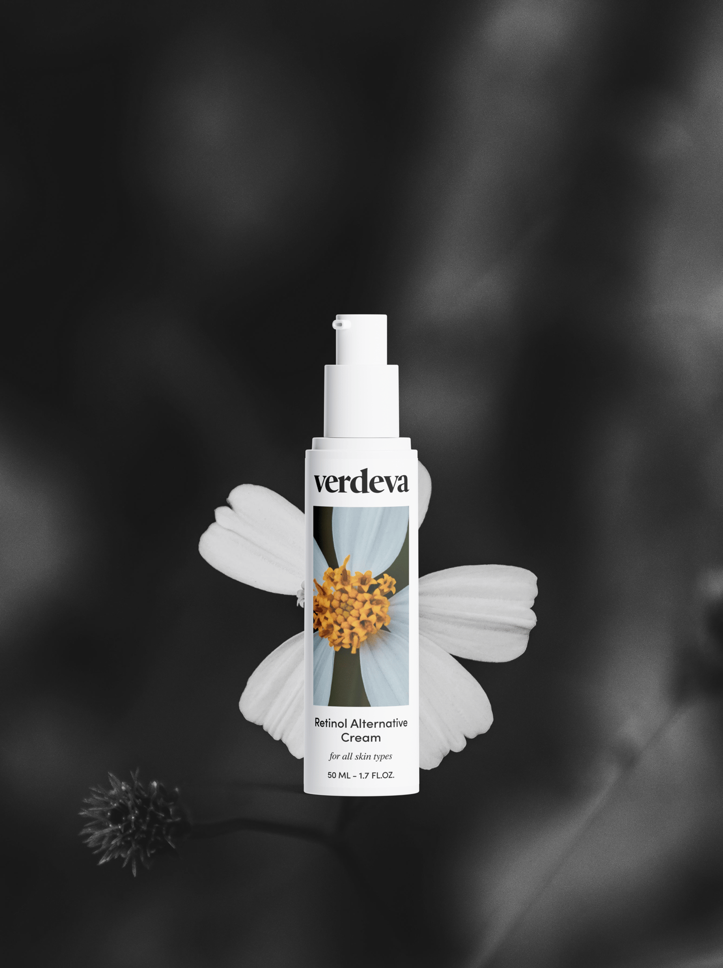 Un produit Selfnamed sur fond sombre